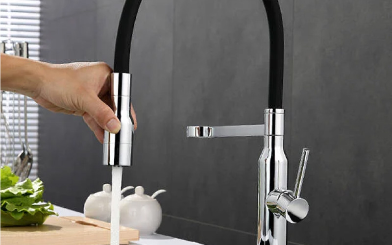 Thói quen 2 – Rửa chén bằng nước lạnh