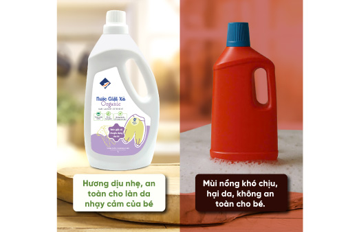 So sánh nước giặt cho bé và nước giặt hóa học
