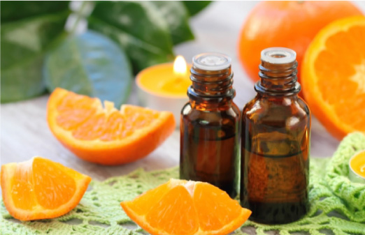 2. Tinh dầu Cam – Làm sạch nhẹ nhàng, hỗ trợ tẩy dầu mỡ nhanh chóng